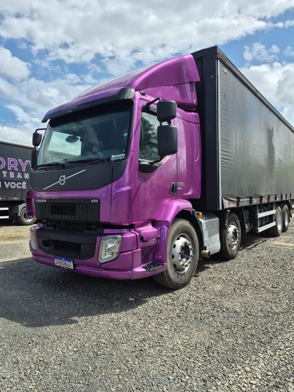 Volvo Vm 330 2015 8x2 Sider - Foto 3