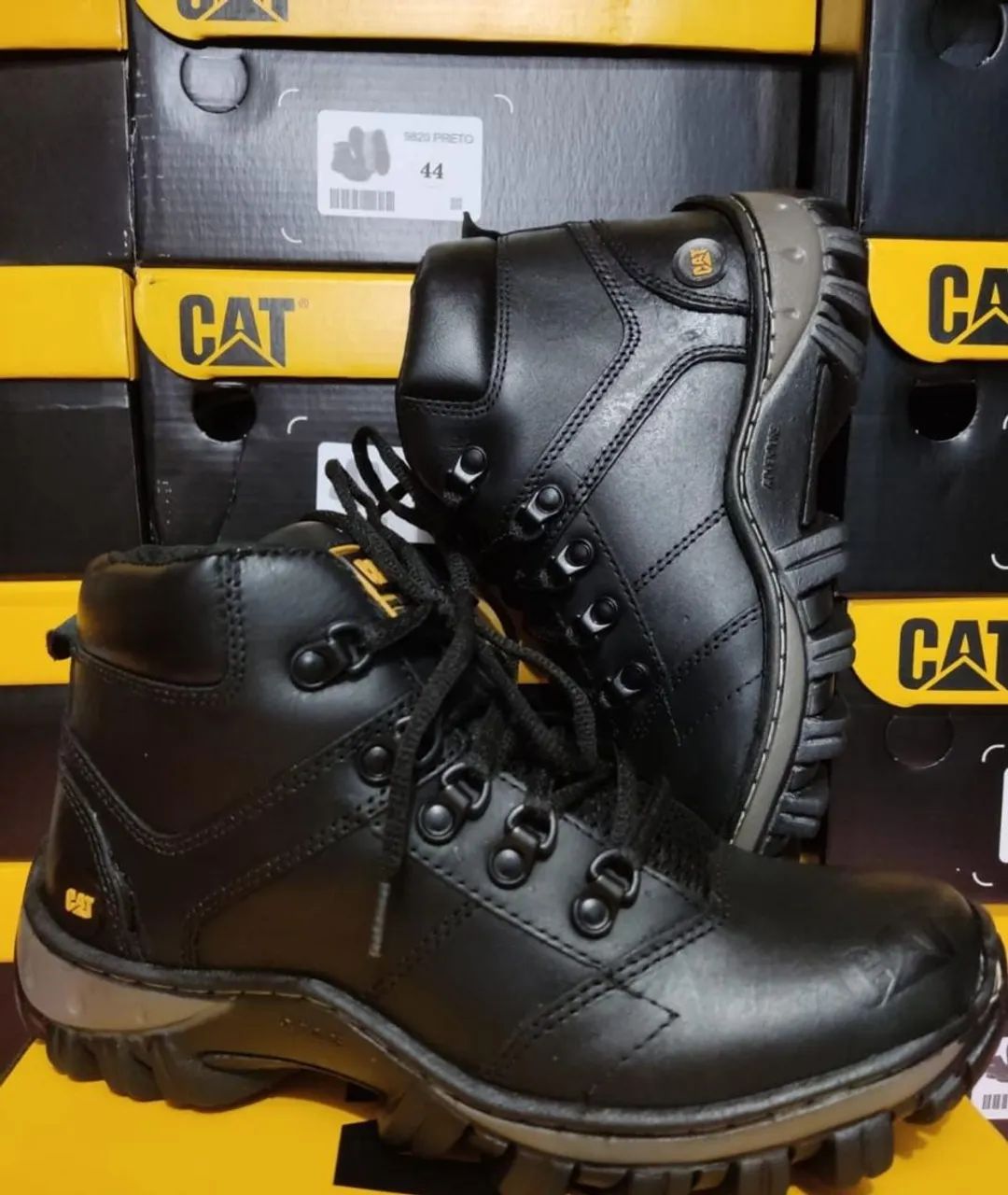 BOTA CATERPILLAR CANO MÉDIO 