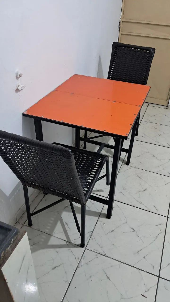 Jogo de cadeiras e mesa - Foto 3