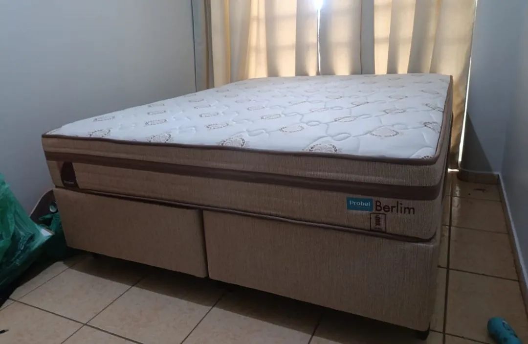 Cama box probel Queen size berlim molas ensacadas 