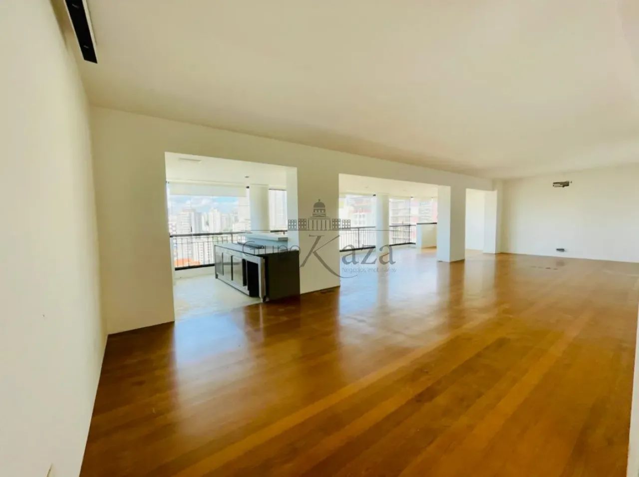 Apartamento - Perdizes - 3 Suítes - 215m².