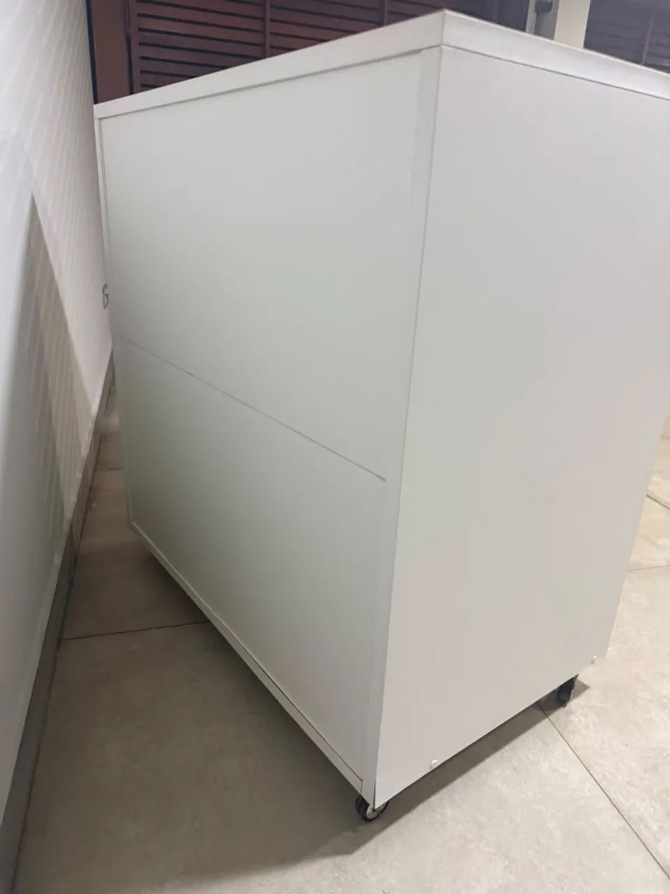 Cômoda grande com gavetas-cofre - Foto 4