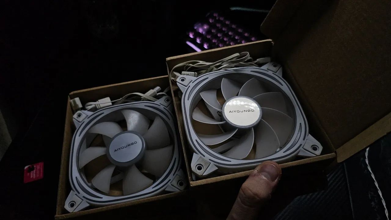 Fan Aigo z12 / 1 normal e 1 reverse - Foto 2