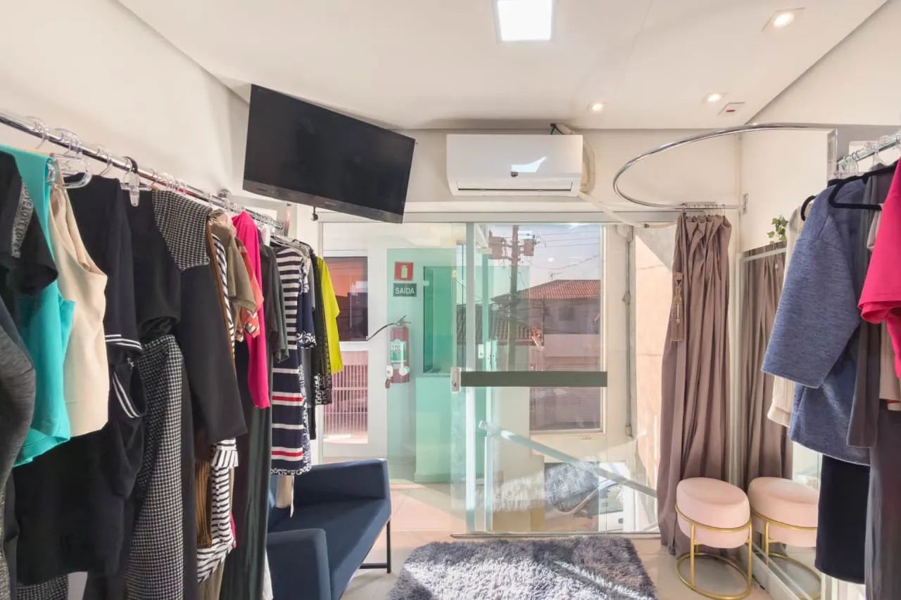 Sobreloja na Rua Açucena, 633 - sala 1  28 m² - Foto 2