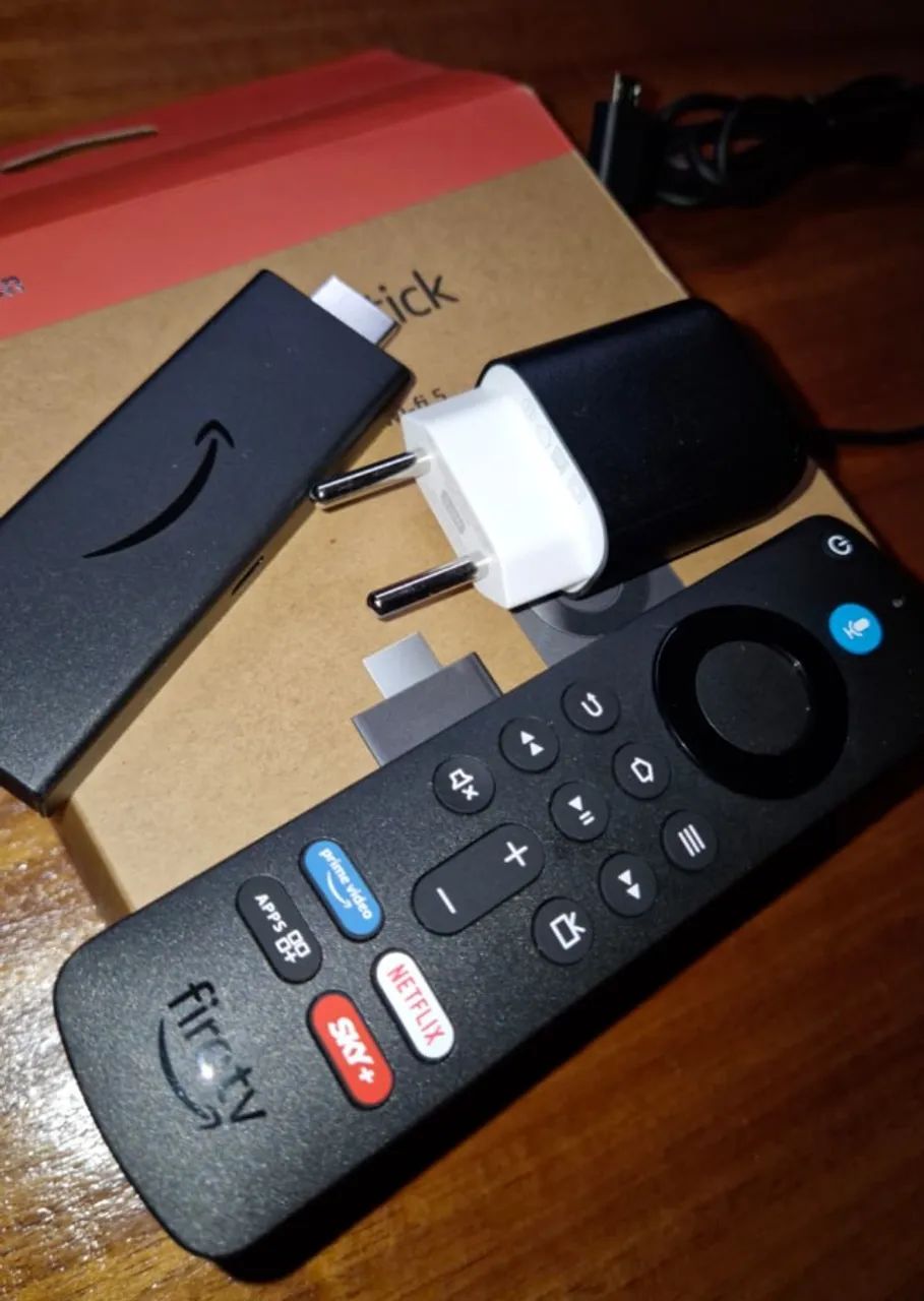 Fire TV Stick HD (Geração mais recente) Novo, Sem Uso - Foto 2