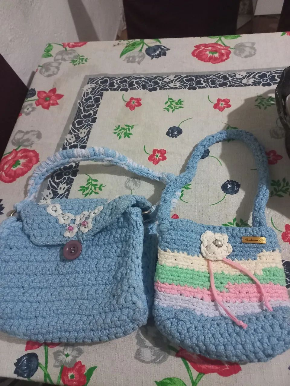 Bolsa de crochê fio de malha 