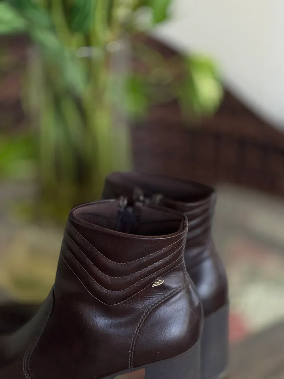 Bota feminina Marrom  - Foto 3
