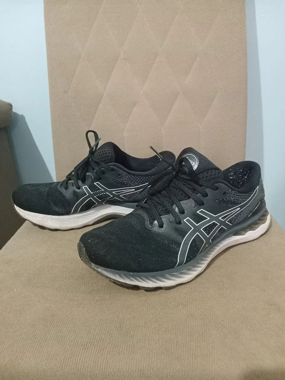Tenis asics 