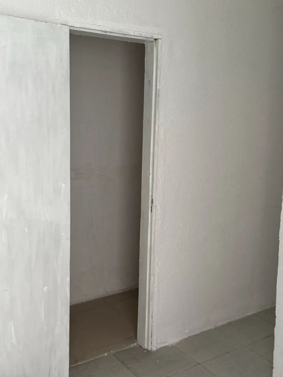 Pequenos apartamentos, Av. da Universidade  - Foto 4