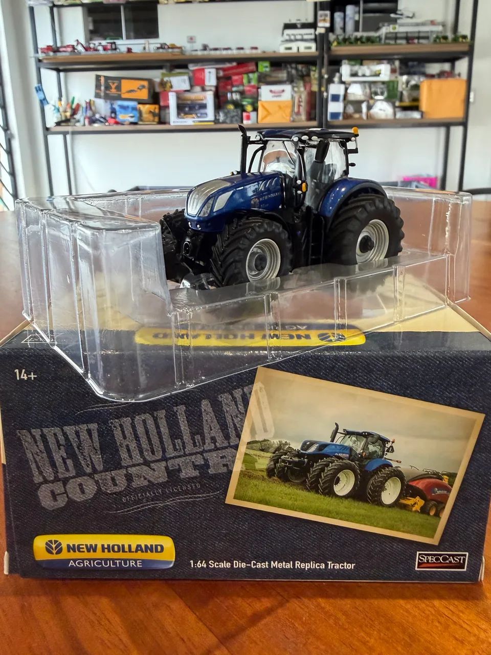 Miniatura trator New Holland T7 315 1/64 - Foto 2