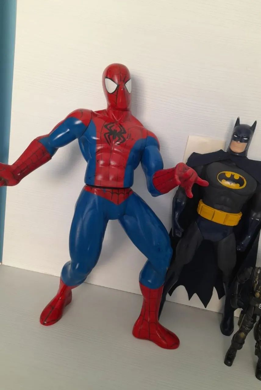 Bonecos super heróis  - Foto 2