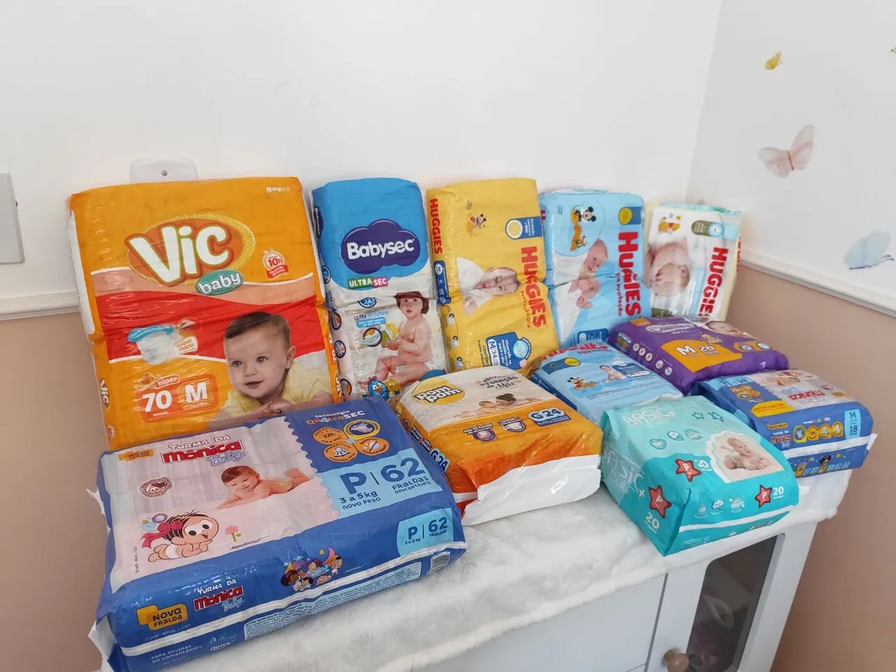Lote com 11 pacotes de fraldas - Foto 3