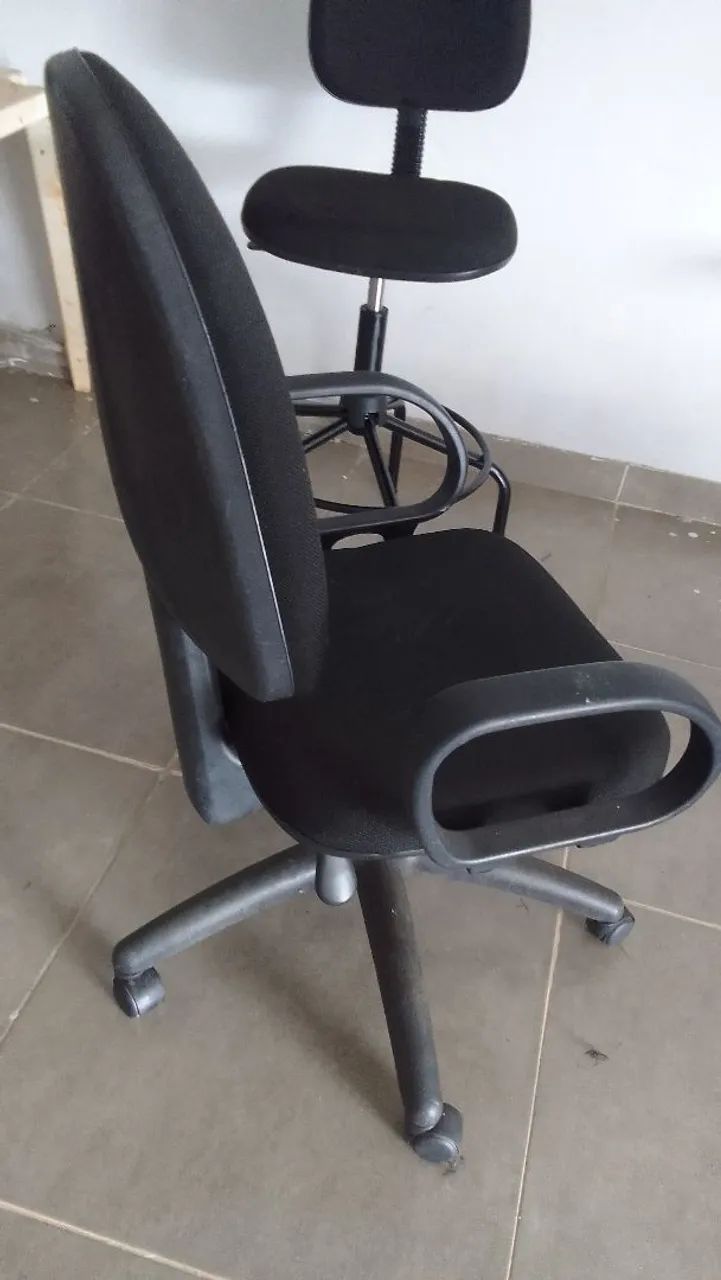 Cadeiras diretor  - Foto 3
