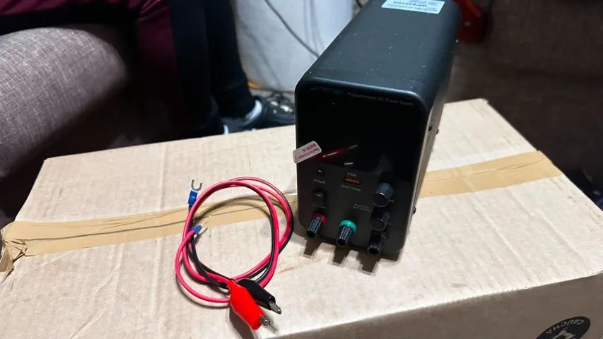 Fonte de Bancada 30V 10A - Foto 2