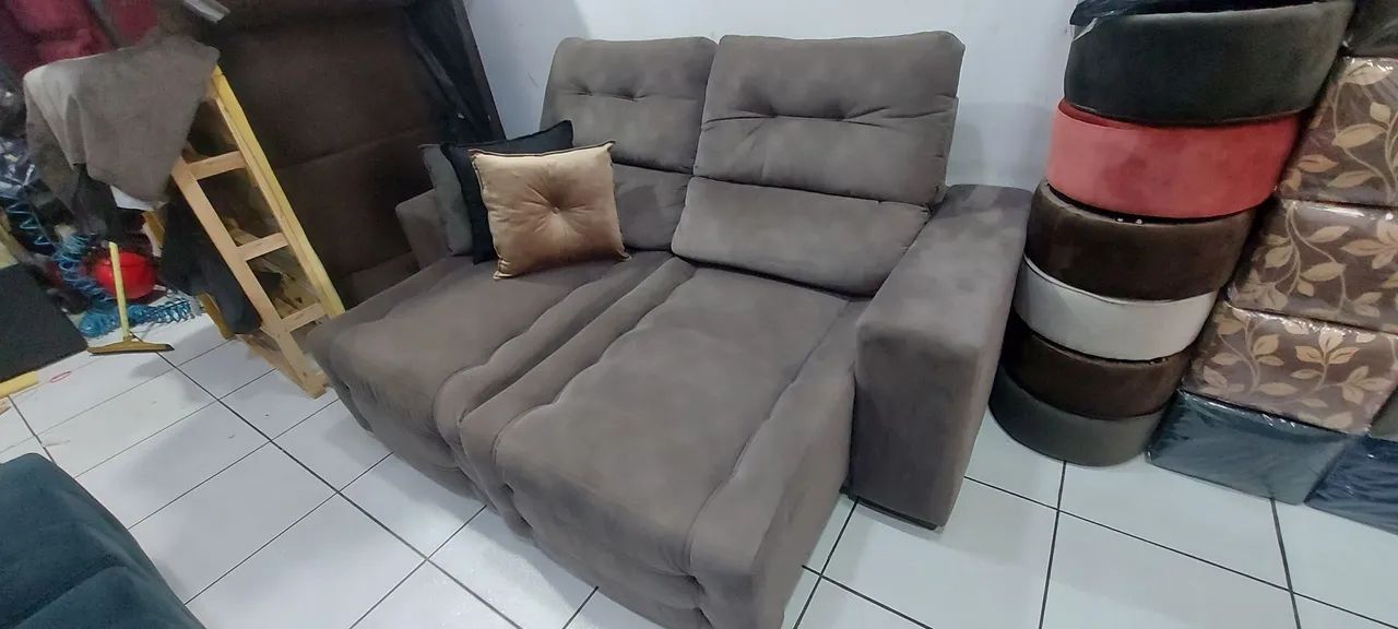 VENDE SE SOFÁ RETRÁTIL E RECLINÁVEL  - Foto 5