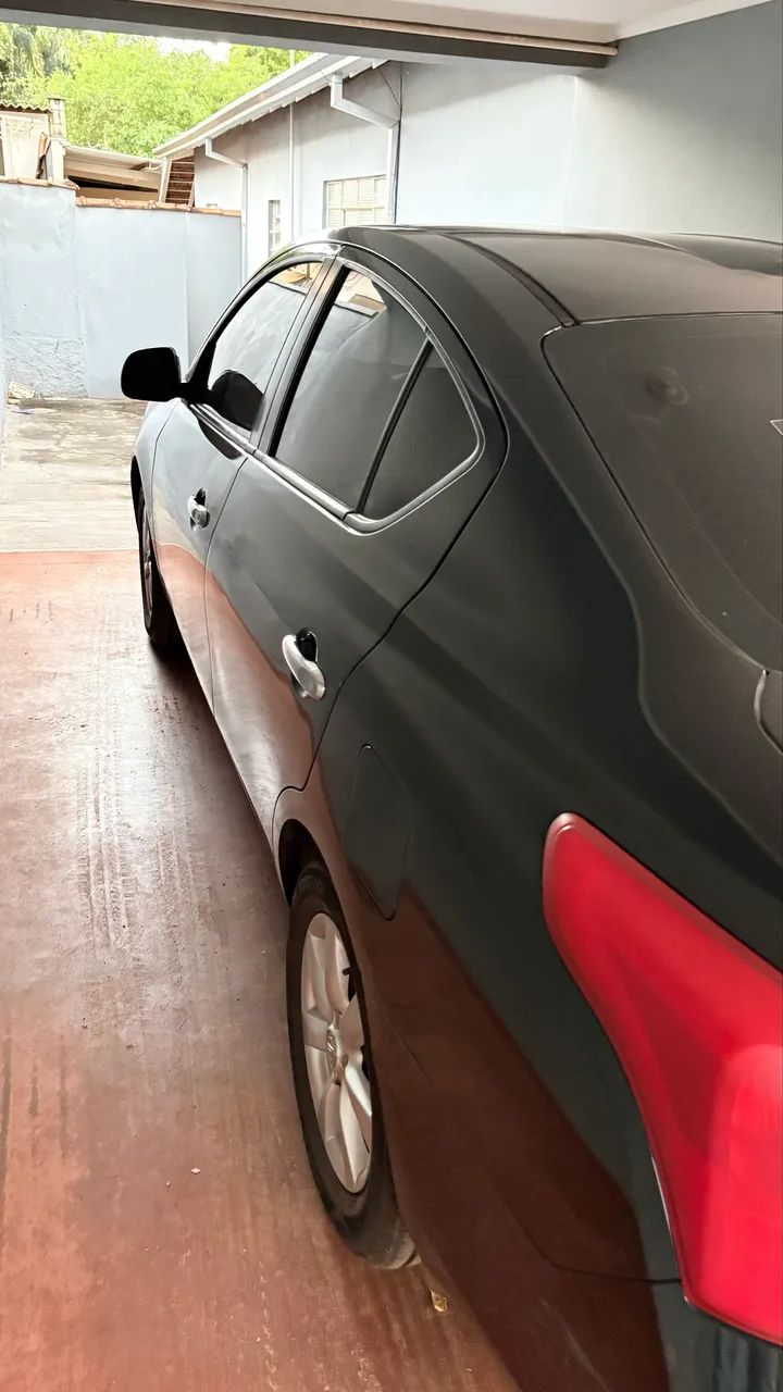 Nissan Versa VERSA SL 1.6 16V Flex Fuel 4p Mec. 2013