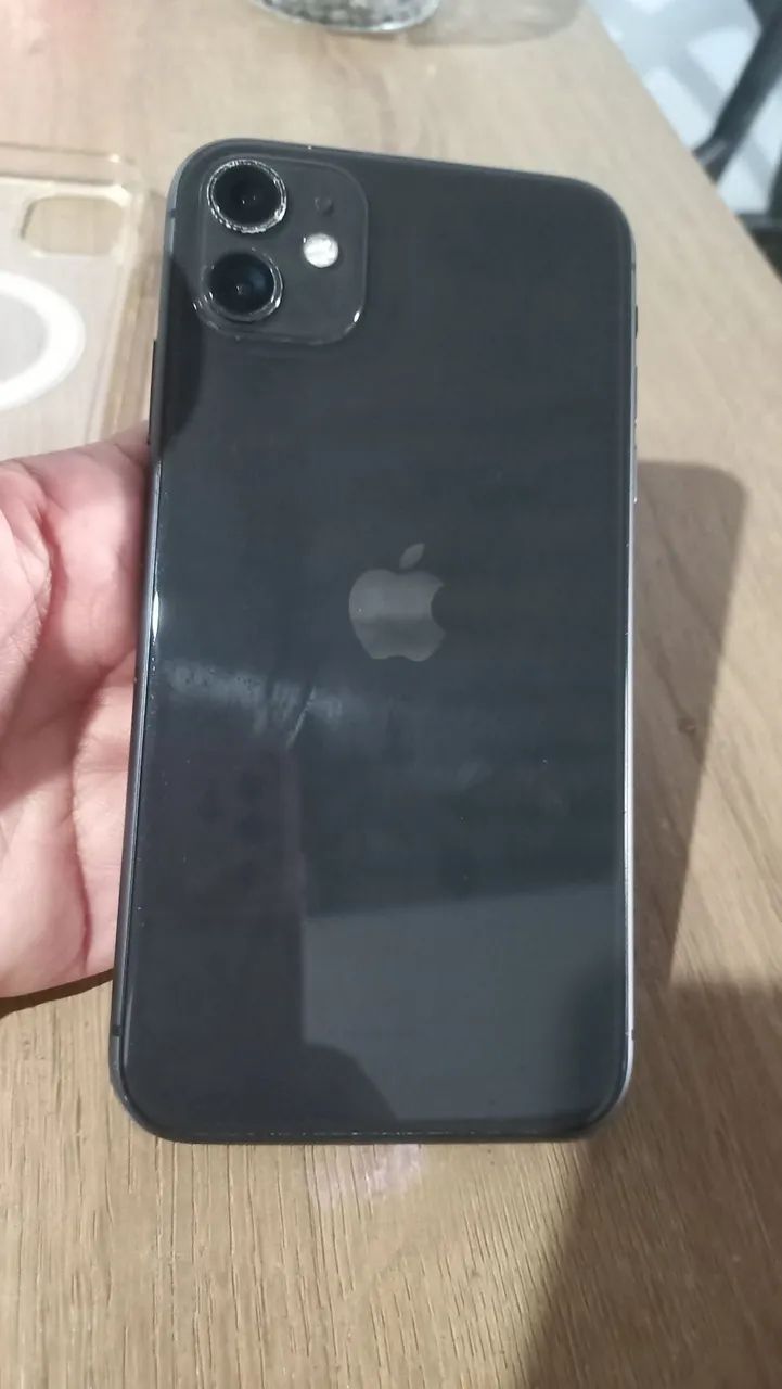 Vendo celular iPhone 11 - Foto 3