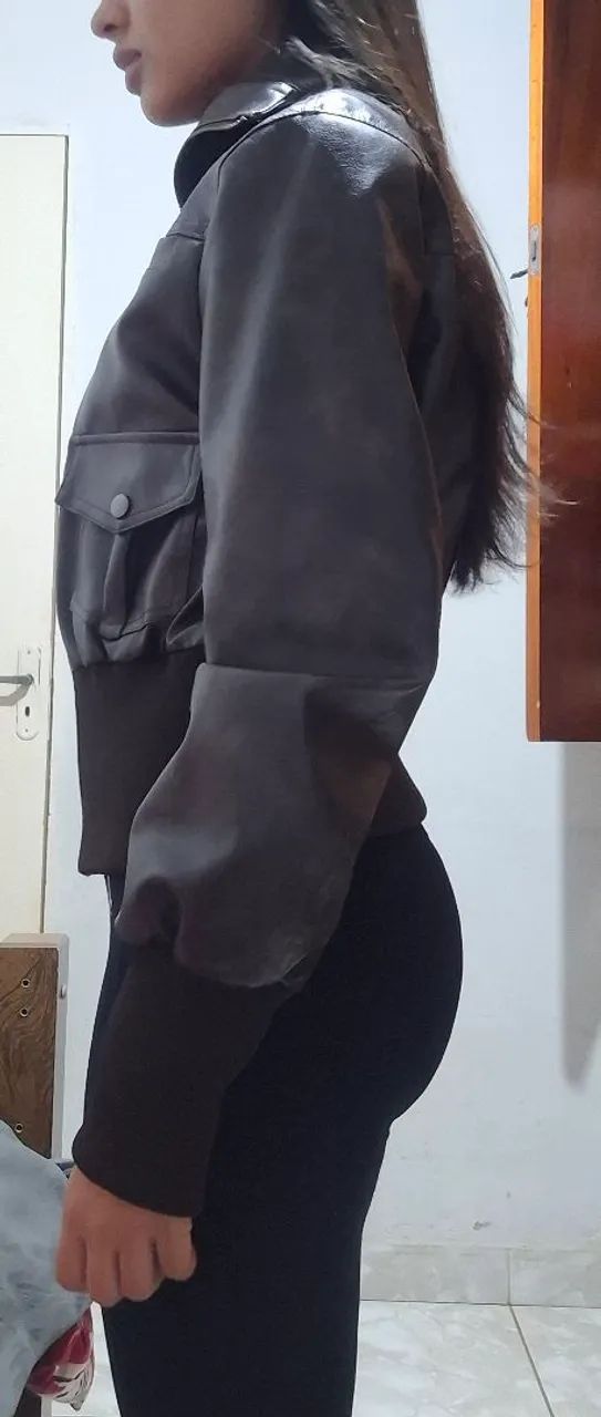 Jaqueta feminina estilo couro marrom  - Foto 3