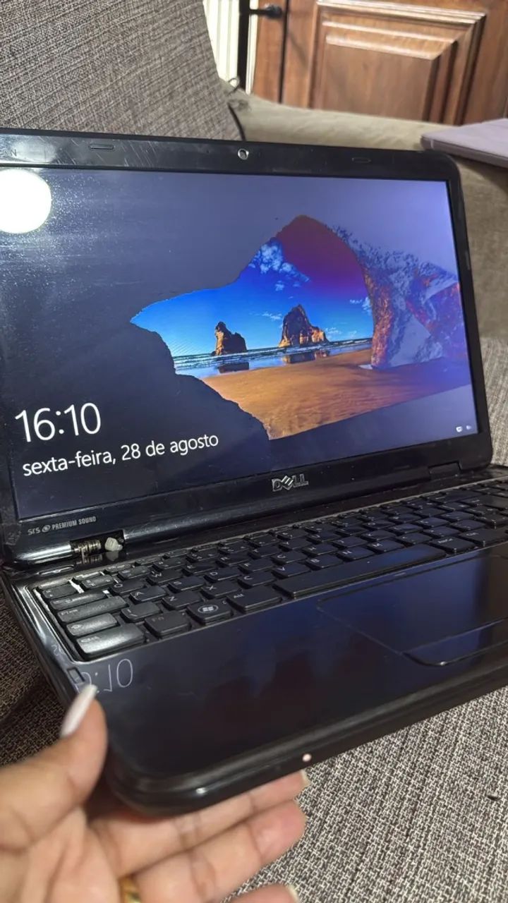 Notebook Dell Core i3 4GB SSD 480GB Windows 10 Funcionando