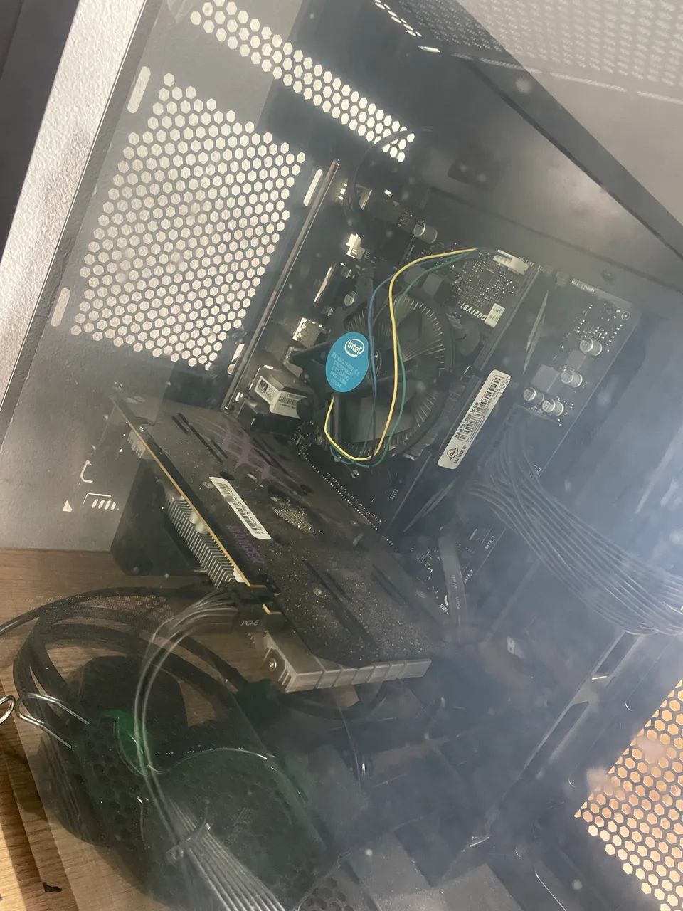 VENDO COMPUTADOR GAMER RX 5500 XT 8GB - Foto 4