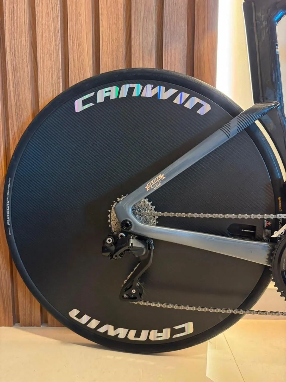 QUICK PRO TT ONE  Tamanho 56 L - Foto 3