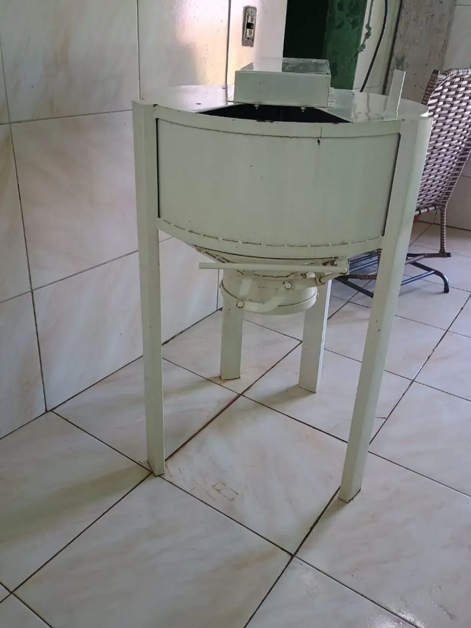 Máquina de despenar frango 