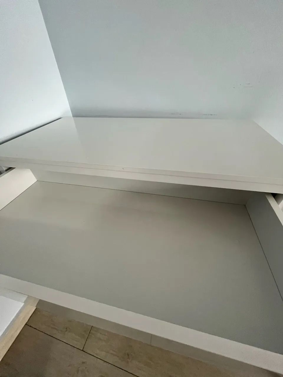 Escrivaninha com gaveta - Foto 3