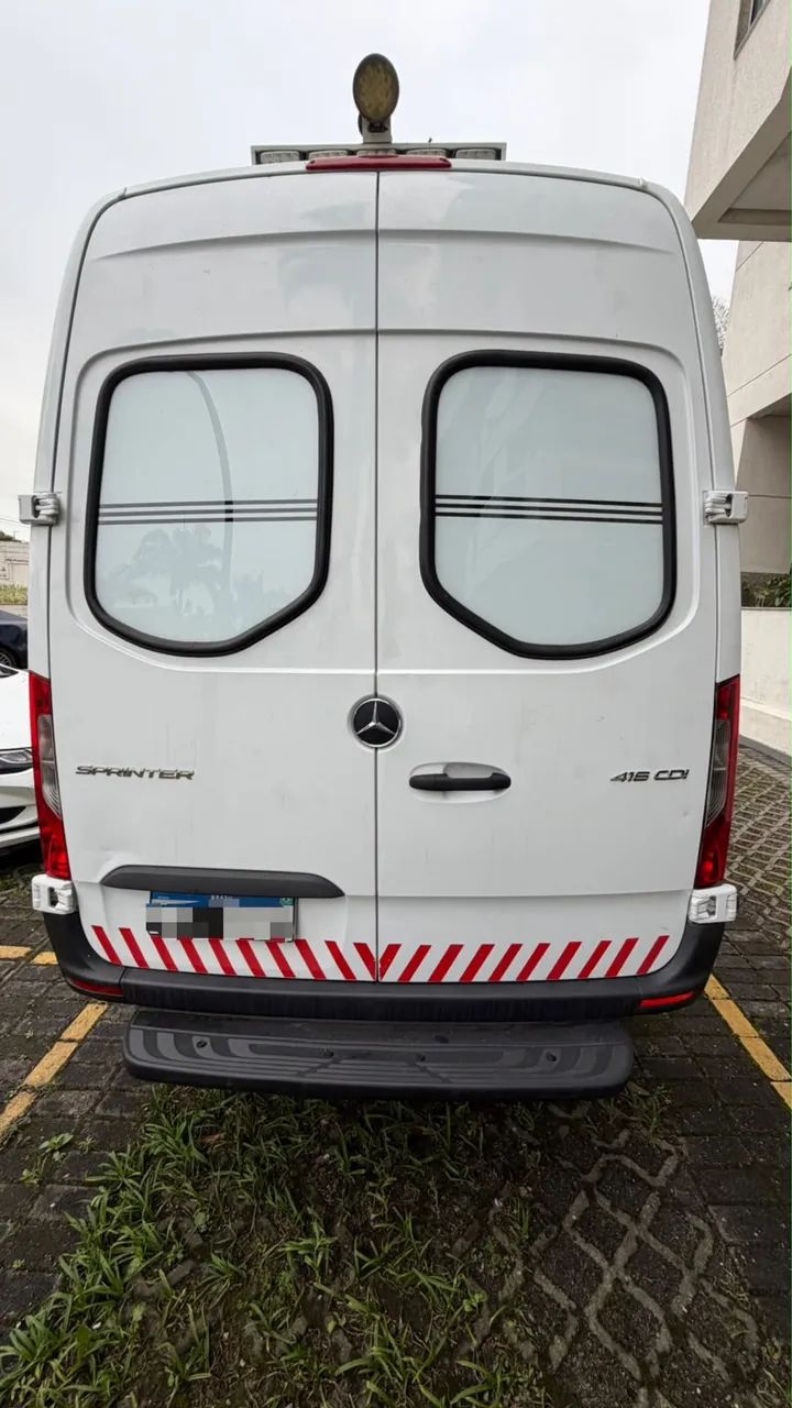 Mercedes-Benz Sprinter 416 Furgão Longo T.a. 2.2 Dies 2022