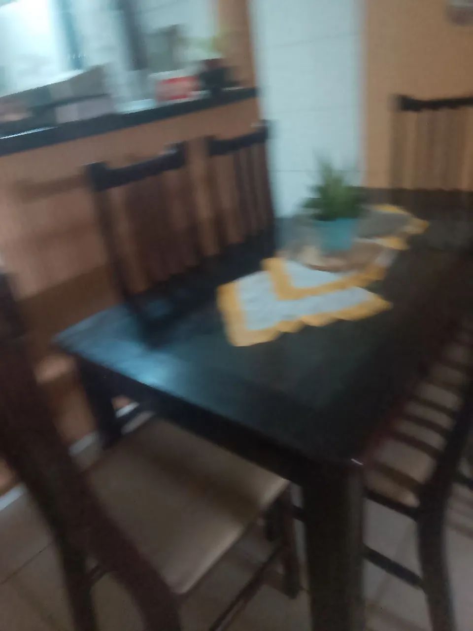 Mesa madeira para 6 lugares  - Foto 2