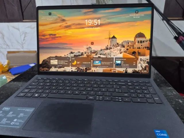 Dell Inspiron 15