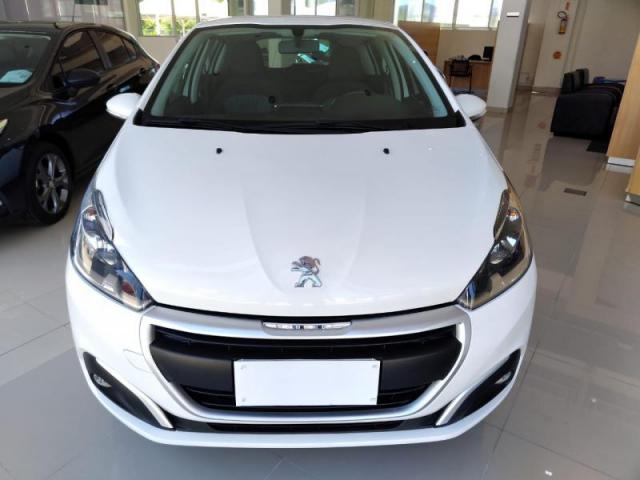 Peugeot 208 active pack 1.2 12v