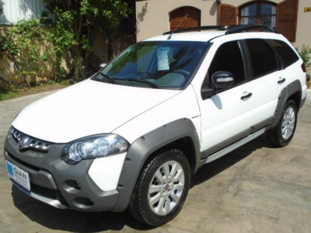 FIAT PALIO WEEKEND ADVENTURE 1.8 16V DUALOGIC