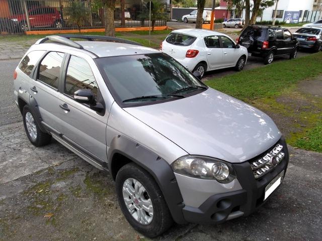 Palio Weekend Adventure Locker 1.8 Ano 2009 - Com manual - Foto 3