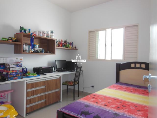 Casa á venda no bairro santa mônica com 03 quartos sendo 01 suíte com closet e sala integr - Foto 10