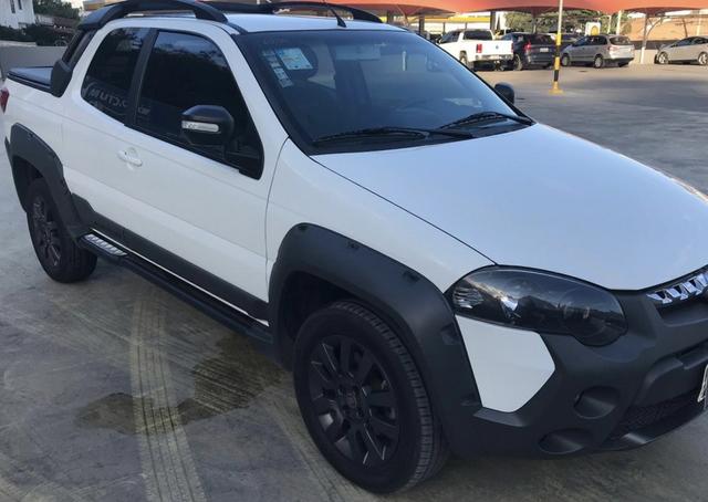 Fiat strada cd adv ano 2017 carro fino sem detalhe troco - Foto 2