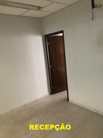 Gigantesca sala comercial, na Av. Fernando Correa - Foto 4