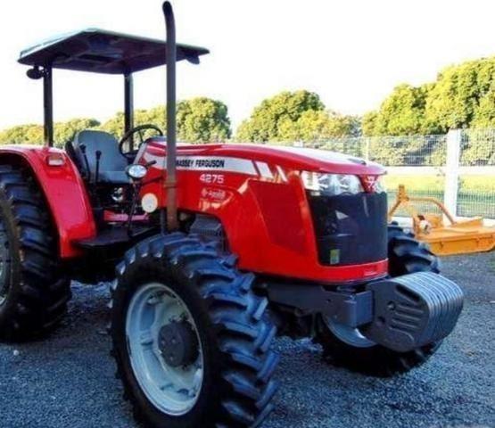 Trator massey ferguson 4275 ano 2018