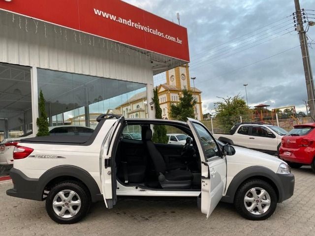 Fiat Strada 1.4 Freedom CD Três Portas (Flex) Completa Zero Km 2020 - Foto 8