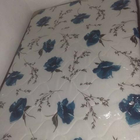 Cama padrão 260 reais ou Camas gigante( 1.38 ) apenas 280 - Foto 3