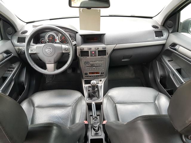 Vectra GTX 2010 Manual C/ 99 mil km Originais GT-X - Foto 5
