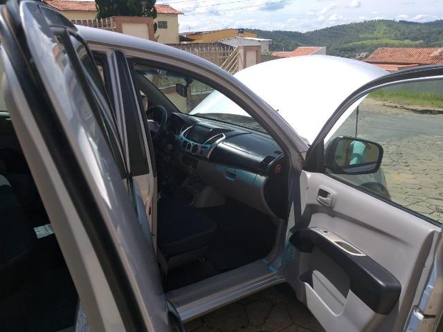 Mitsubishi L200 GLS 2.5 4x4 CD Diesel - Foto 9
