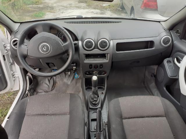 Logan EXP16; 2011; GNV; 1.6; R$ 13.900,00 - Foto 12