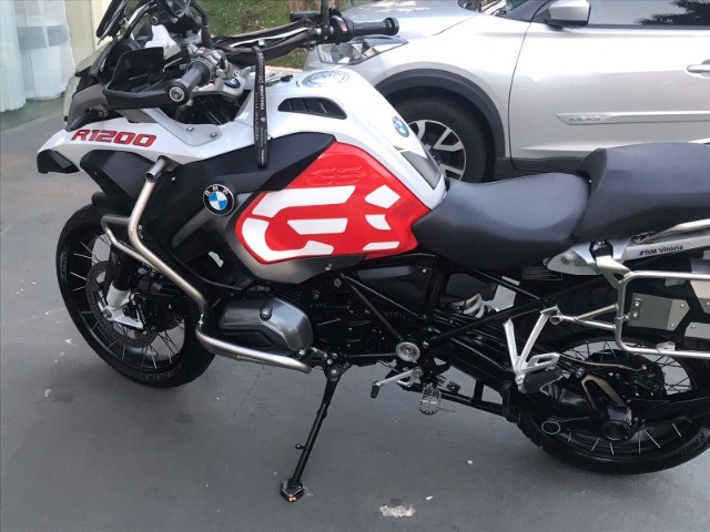 MOTO BMW 1200 ADVENTURE 2016 TRIPLEBLACK
