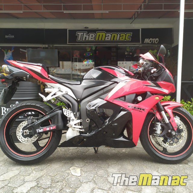 CBR 600RR 2010 R$ 37.000,00
