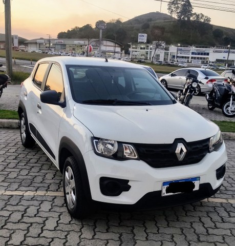 VENDO KWID ZEN 2018 BRANCO 1.0 COM 17MIL KM COMPLETO