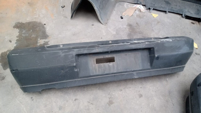 Para-choque traseiro Fiat Uno