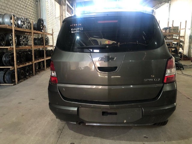 Spin 1.8 Flex 2013 Retrovisor Airbag Capo Motor Porta Farol Cambio Sucata