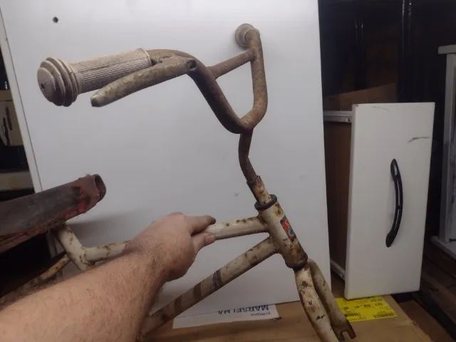 bicicleta antiga bandeirantes pra restauro - Foto 3