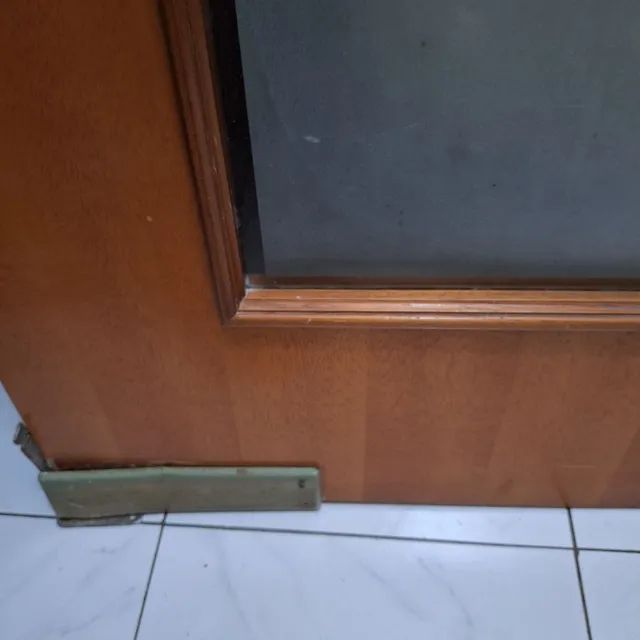 Linda Porta de Madeira com Vidro! - Foto 4