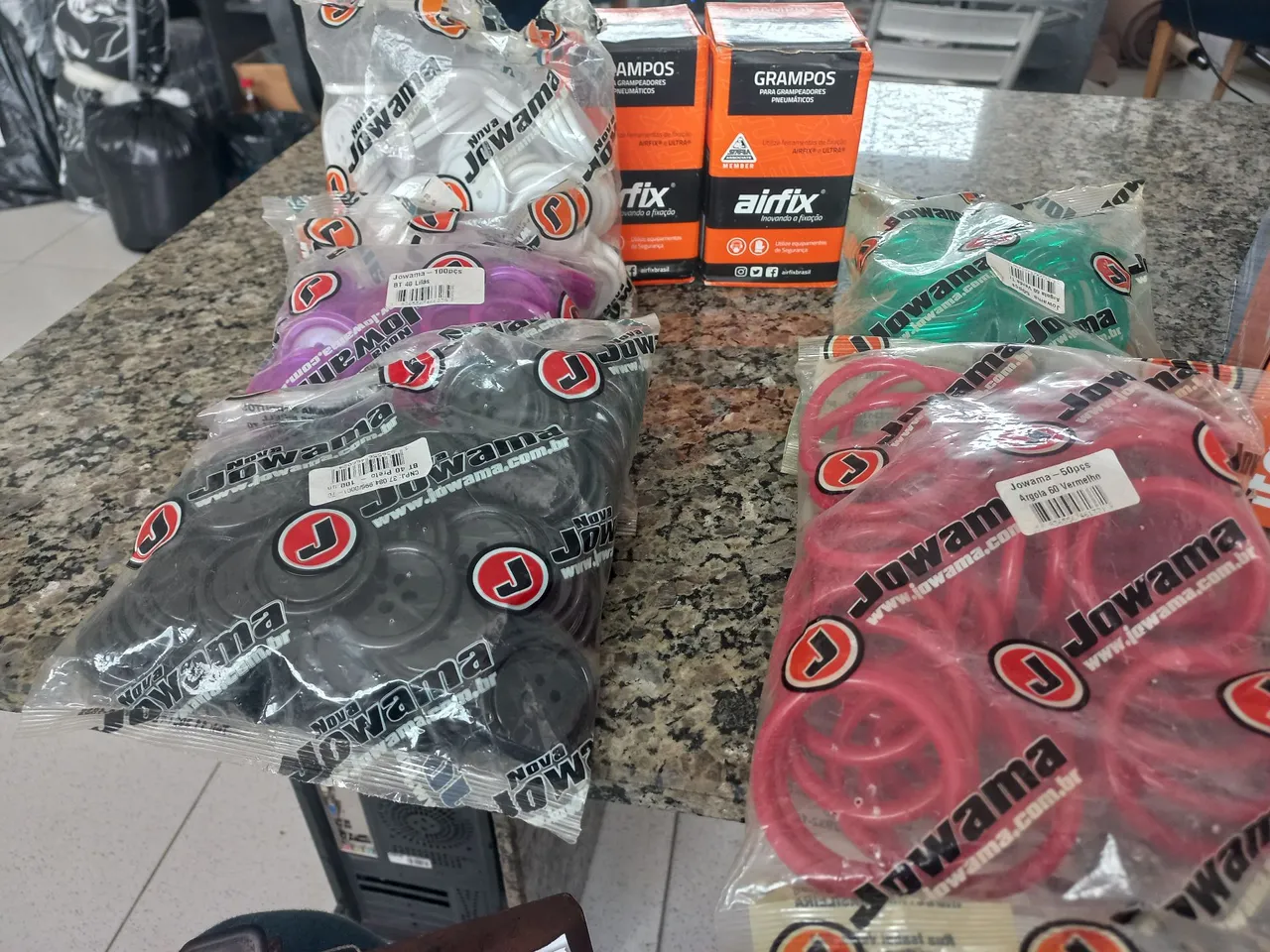 Ilhós/ botões 40/ grampo tipo C